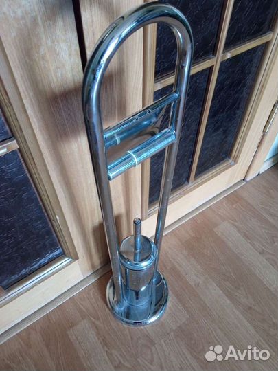 Подставка для бумаги и ершика металл