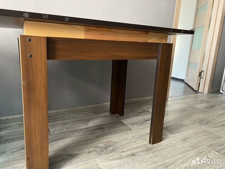 Стол письменный