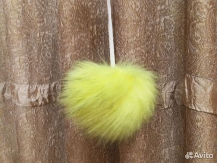 Меховая игрушка для кошек