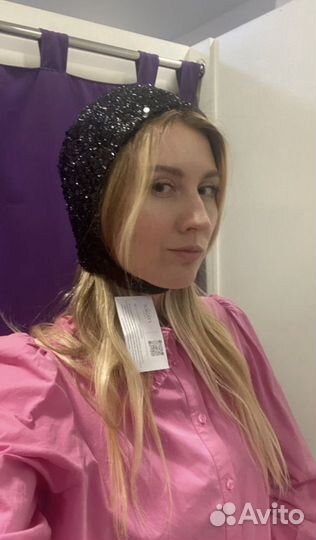 Чепчик с пайетками новый