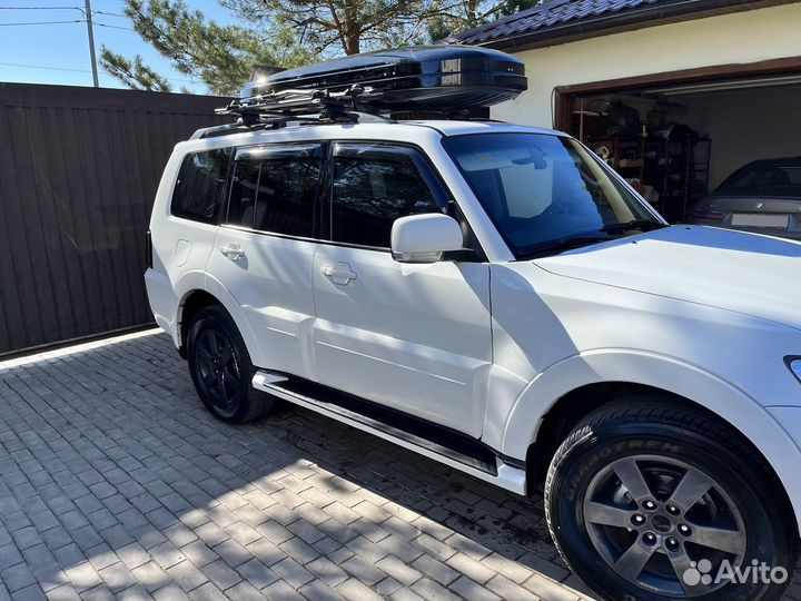 Mitsubishi Pajero 3.0 AT, 2011, 215 000 км