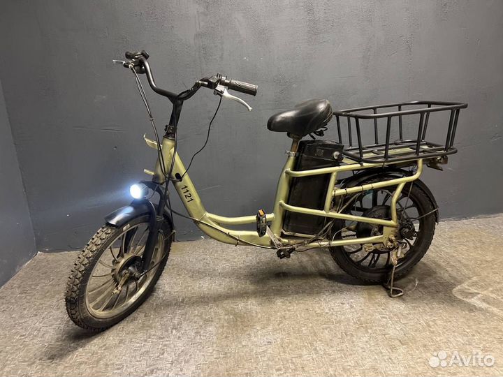 Помощник мастера по ремонту электровелосипедов