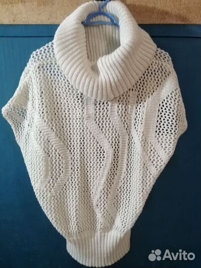 Свитер женский