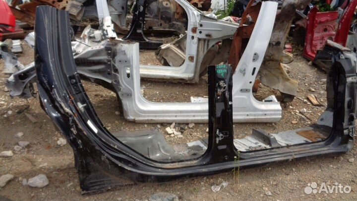 Порог со стойкой правый Mitsubishi L200