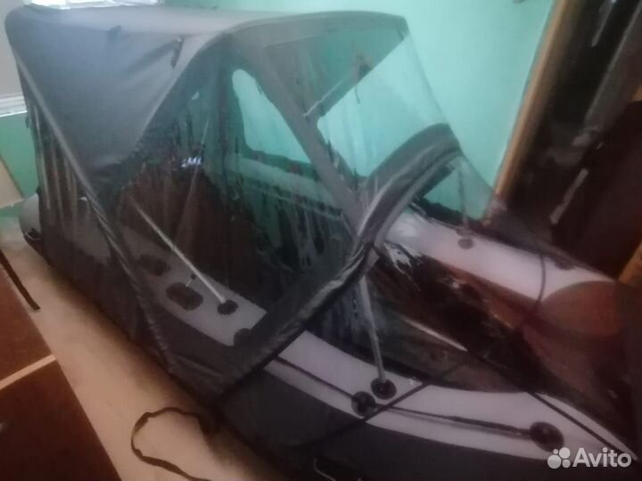 River boats 370