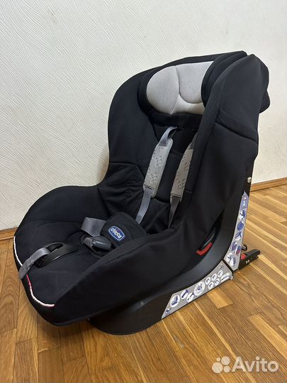 Детское автокресло Chicco с isofix