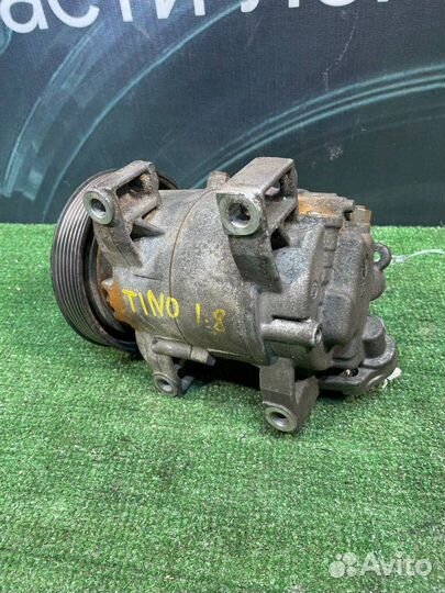 Компрессор кондиционера Nissan Almera Tino 2001