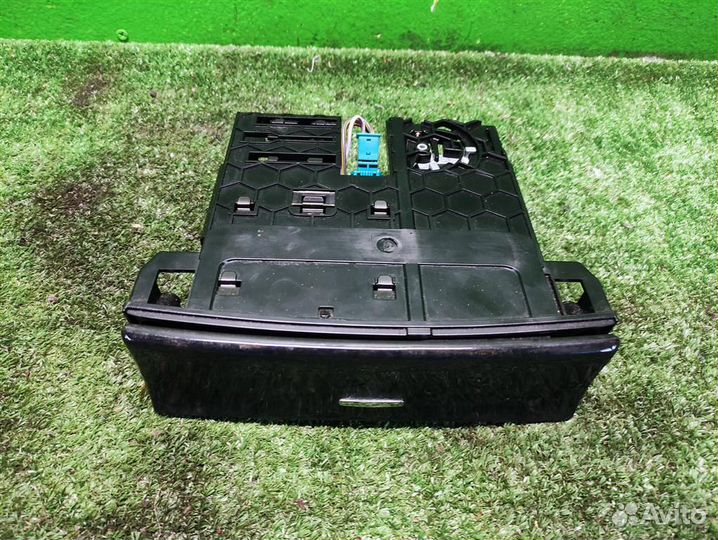 Пепельница Mercedes Benz ML W164 2007