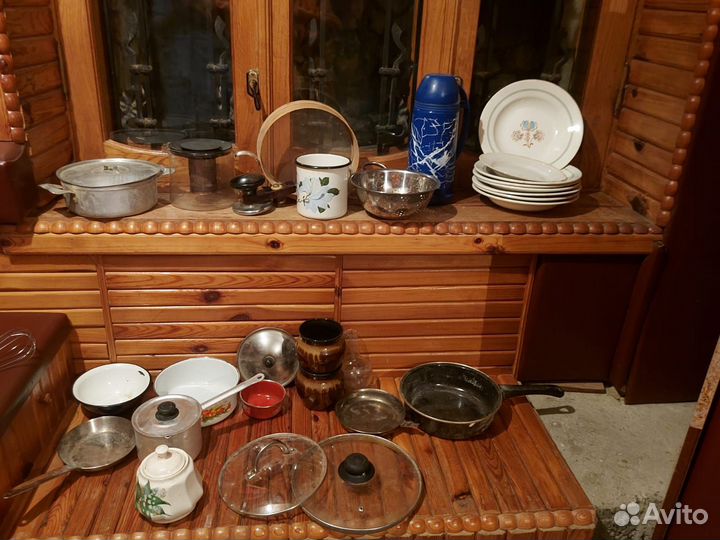 Продам посуду, тарелки, кружки, рюмки, вилки и т.д