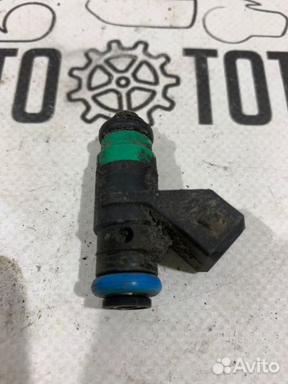 Форсунка топливная Nissan Almera G15 2016