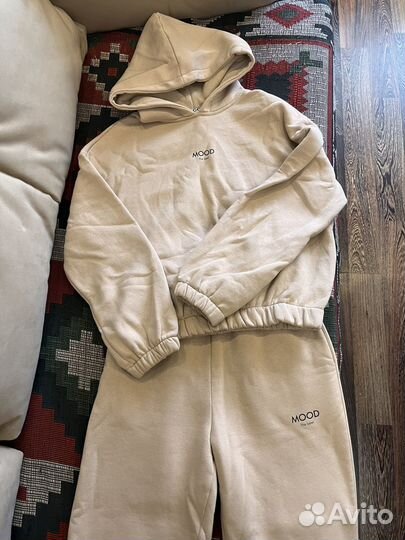 Спортивный костюм женский