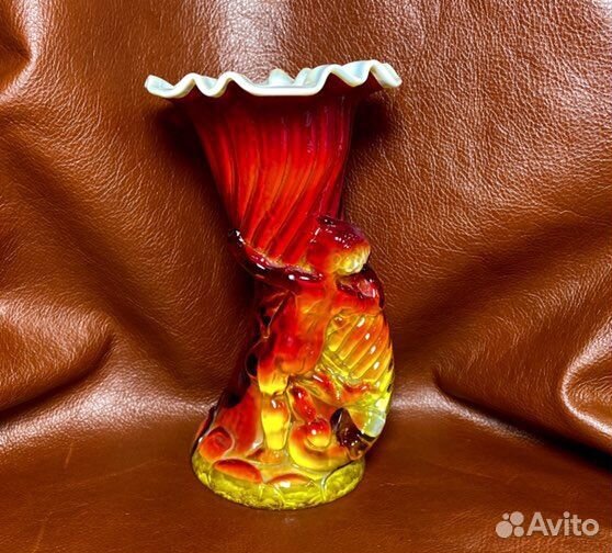Ваза стекло Рог Изобилия Красный Май 1980-е