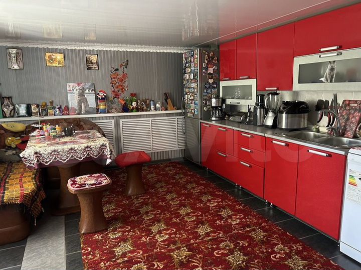 Дом 153,7 м² на участке 4,2 сот.