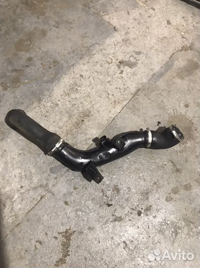 Патрубок воздушного фильтра 1.8 CDA Passat B7