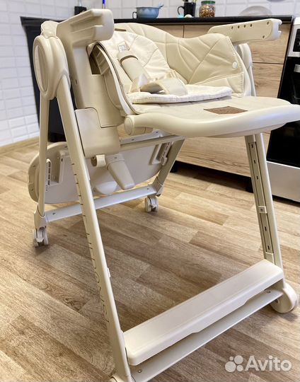 Стульчик для кормления happy baby berny lux