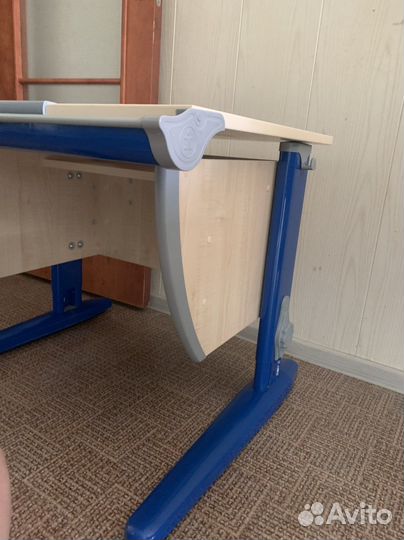 Растущая парта деми