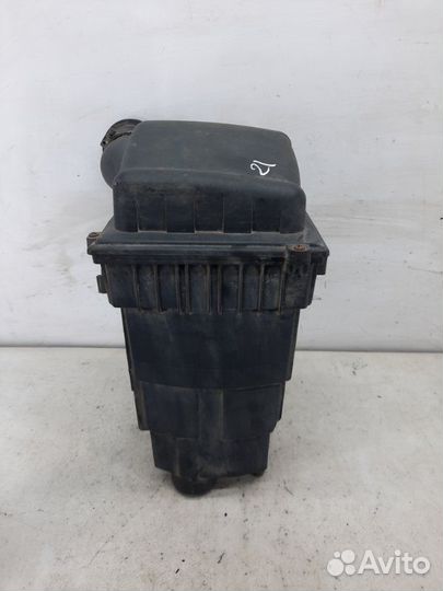 Корпус воздушного фильтра Peugeot 206 хэтчбэк 3