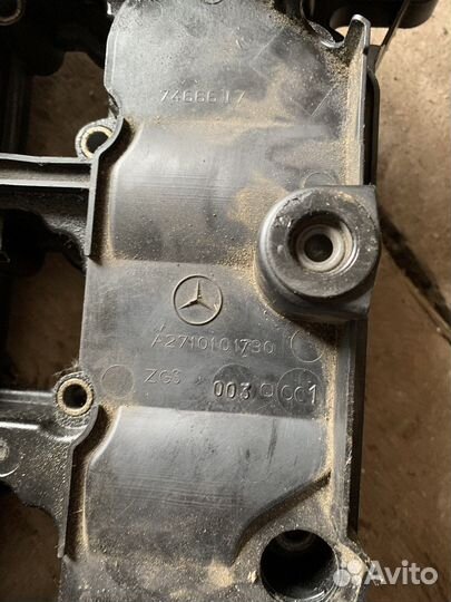 Клапанная крышка на двигатель Mercedes M271.820