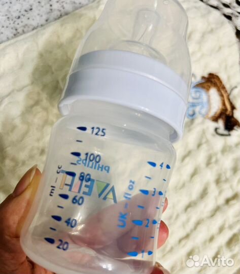 Бутылочка Philips Avent Anti-colic 0+ новая