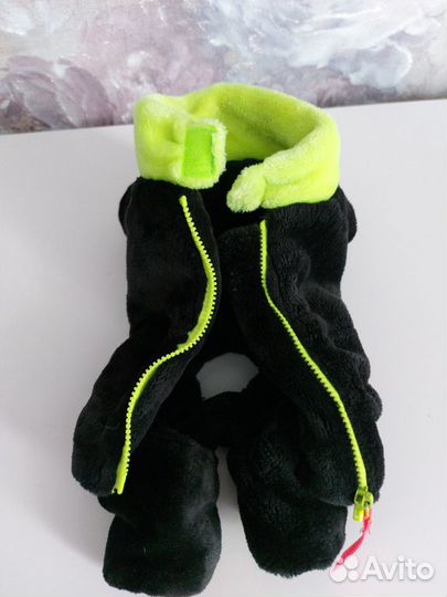 Зимний комбинезон и шапочка