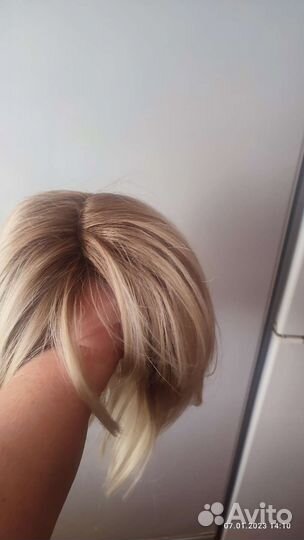 Парик из синтетического волокна