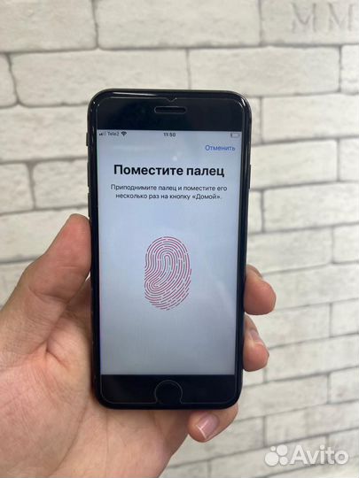 Телефон iPhone 8 64 gb