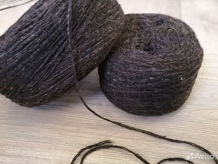 Пряжа шерстяная для вязания. Цвет графит. 250 гр