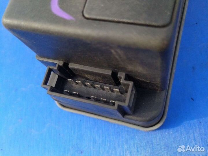 Компрессор центрального замка Volkswagen Passat