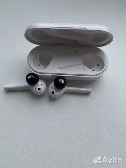 Беспроводные наушники