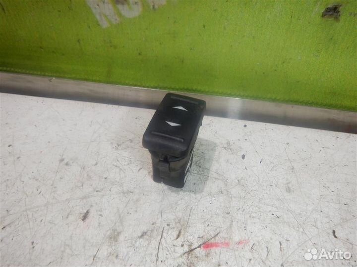 Кнопка стеклоподъемника Форд Фокус 2