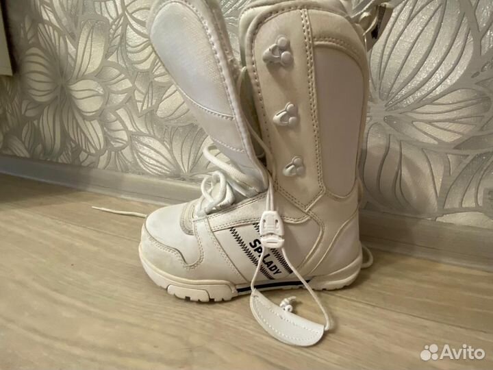 Сноубордические ботинки