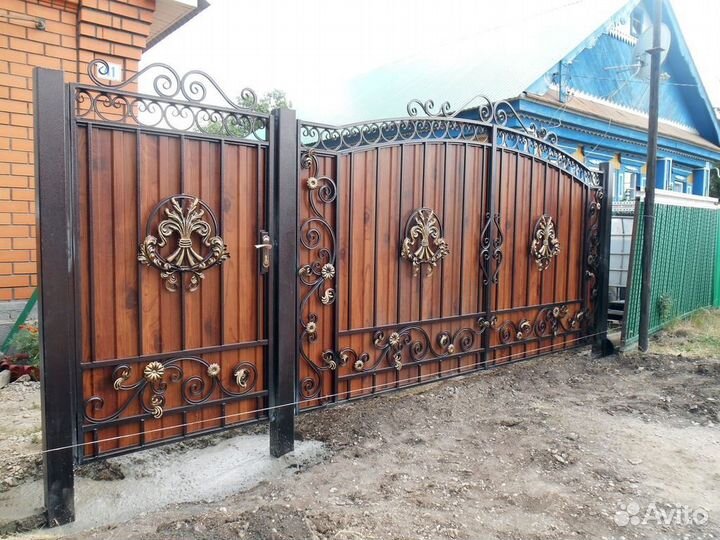 Ворота распашные кованые