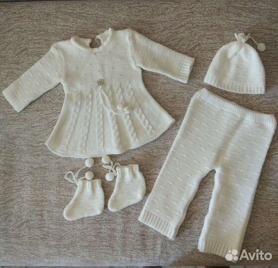 Костюм вязанный