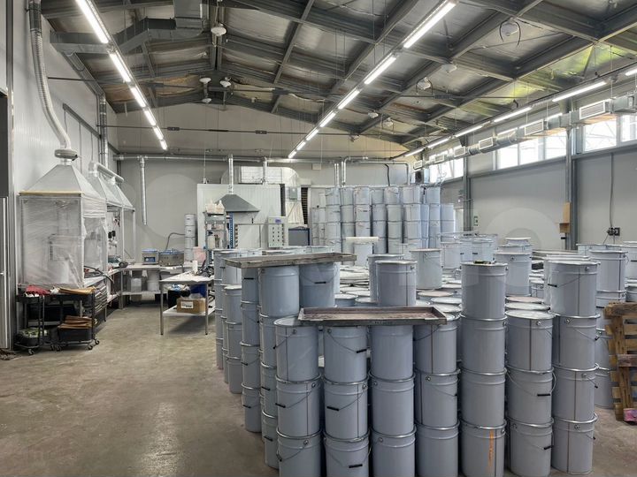 Склад, 690 м²