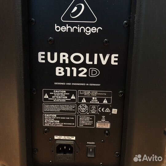 Активная акустическая система behringer eurolive B