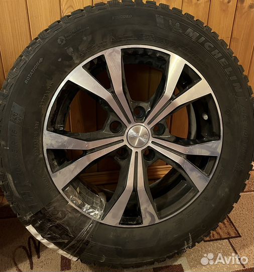 Колеса зимние шипованные комплект
