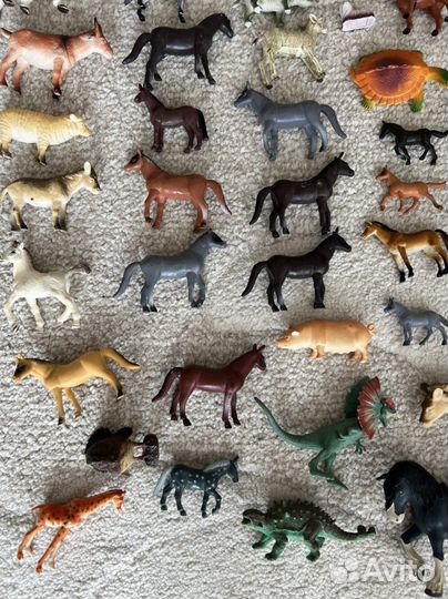 Игрушки фигурки животных 92 шт