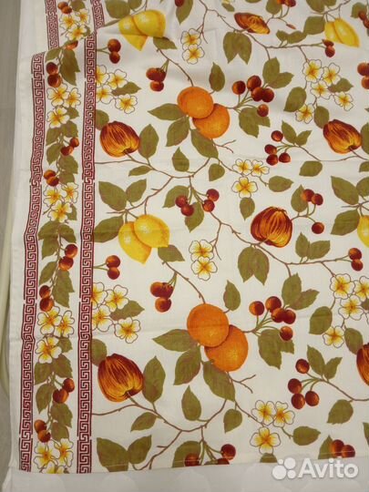 Скатерть и шторы