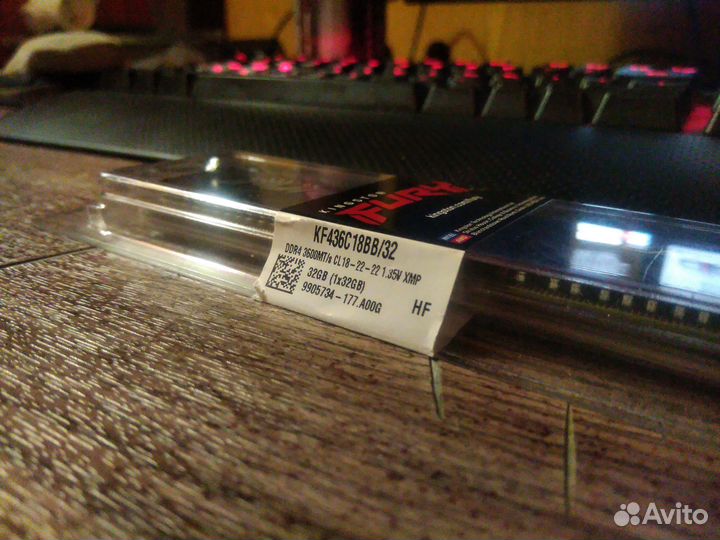 32GB\ 3600 мгц\ DDR4 Kingston HyperX fury Black