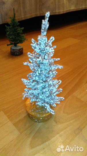 Деревья из бисера