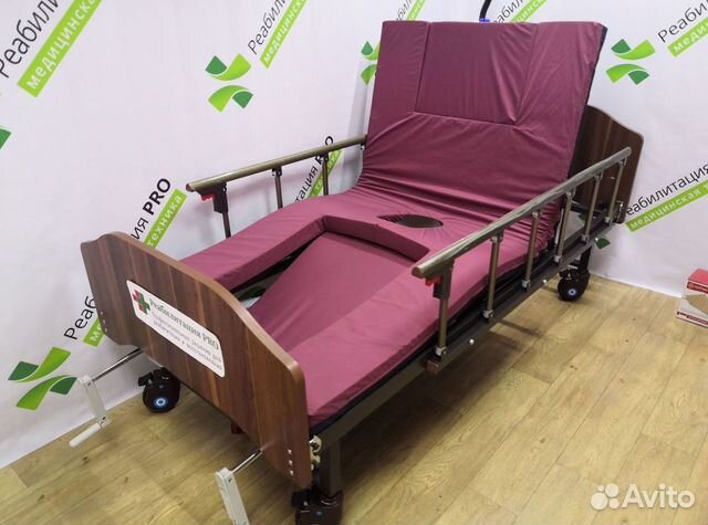 Функциональная медицинская кровать для лежачих