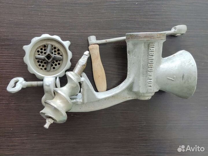 Мясорубка ручная СССР чугунная