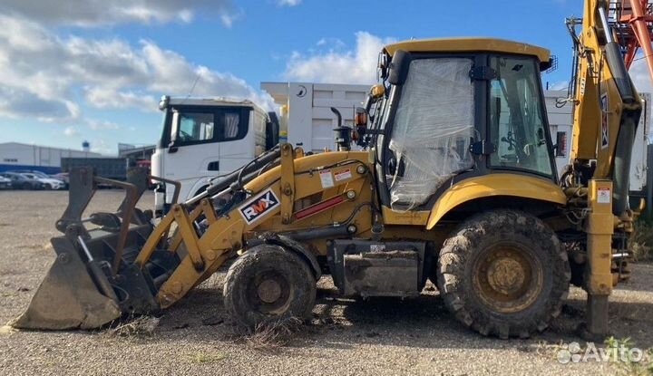 Экскаватор-погрузчик Runmax SE440TS, 2022