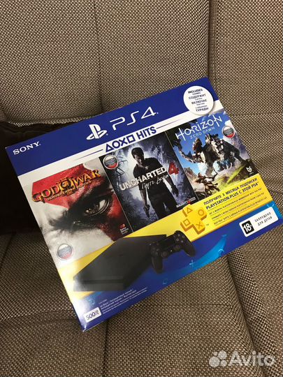 Sony playstation 4 PS4 slim 1tb