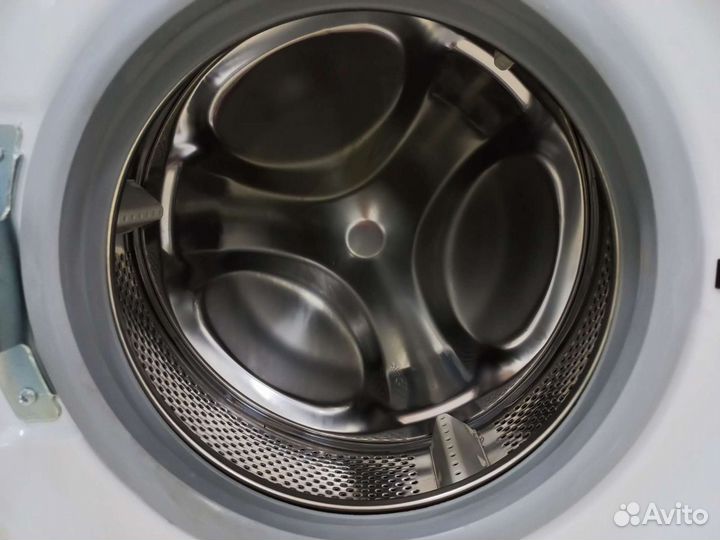 Новая стиральная машина Indesit iwsd 51051