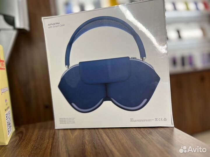 Apple AirPods Max Sky Blue