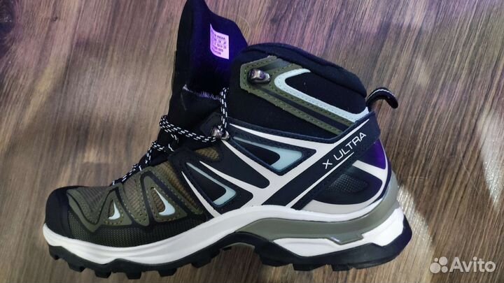 Ботинки для трекинга Solomon Goretex