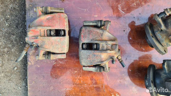 Суппорт Audi 80, 90