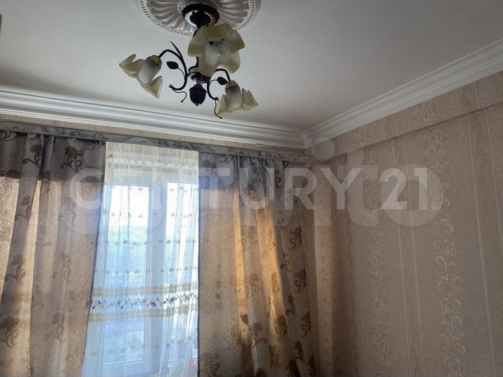 3-к. квартира, 84 м², 8/9 эт.