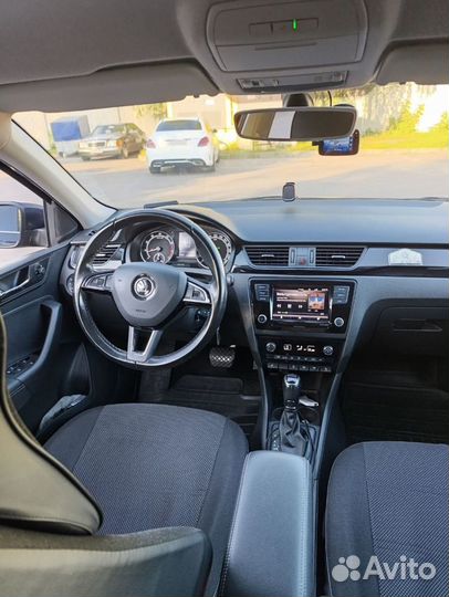 Skoda Rapid 1.6 AT, 2018, 94 000 км